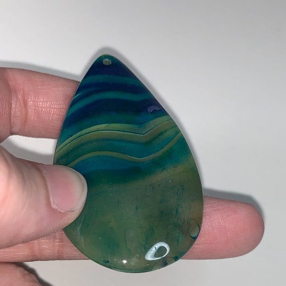 Green and Blue Onyx Agate Teardrop Pendant - Picture 8 of 8